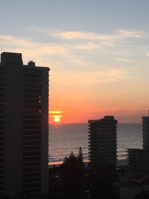 Upmarket Resort At Beach Surfers Paradise URGC - Accommodation Yamba 2
