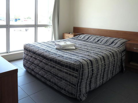 Upper Ross Hotel - Accommodation Yamba 1