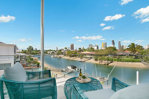 Urban Oasis - Accommodation Yamba 2