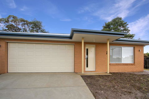 V & V Family Dream Away - Accommodation Yamba 0