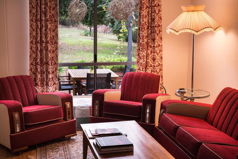 Veritas Cottage - Accommodation Yamba 0