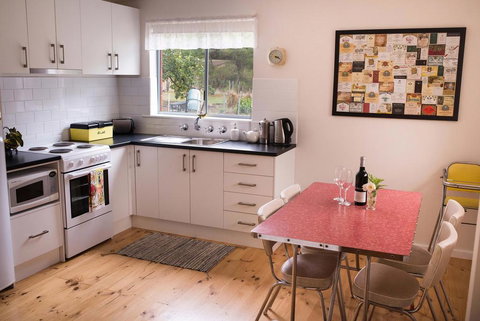 Veritas Cottage - Accommodation Yamba 2