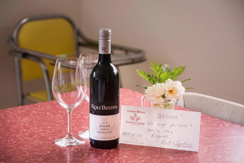 Veritas Cottage - Accommodation Yamba 1