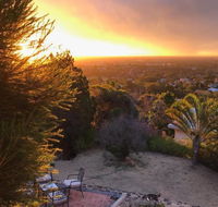 Vermillion Skies Holiday Accommodation - Accommodation Yamba