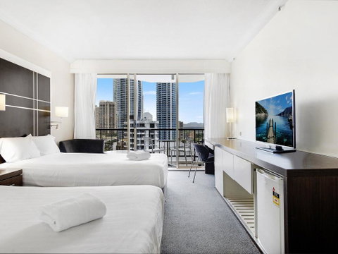 View - In Heart Of Surfers Paradise - Accommodation Yamba 3