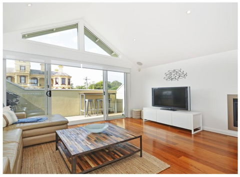 Villa By The Sea - Accommodation Yamba 0