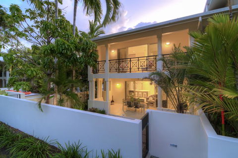 Villa Del Mar - Port Douglas - Accommodation Yamba 2