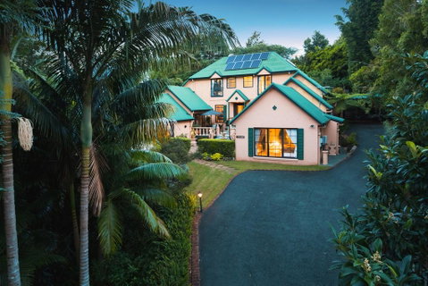 Villa Della Rosa Bed & Breakfast - Accommodation Yamba 0