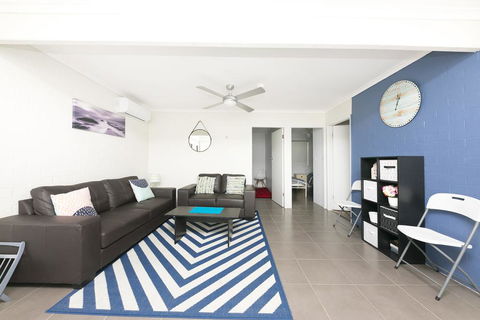 Villa Forster - 1/14-16 Robert Street, Forster - Accommodation Yamba 2