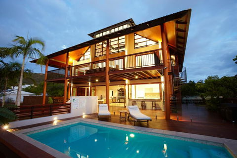 Villa Kembali - Accommodation Yamba 1