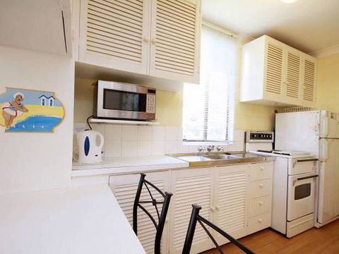 Villa Manyana 09 - Accommodation Yamba 3