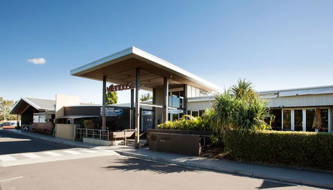 Villa Noosa Hotel - Accommodation Yamba 0