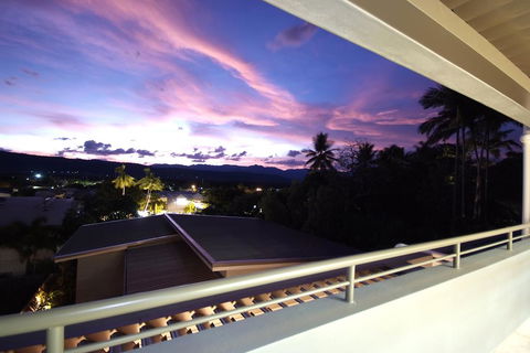 Villa One On Murphy - Luxury Holiday Villa - Accommodation Yamba 1