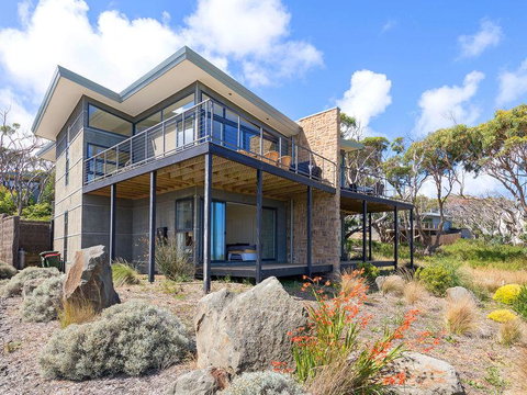 VILLA SARINA - Beautiful Villa In Skenes Creek - Accommodation Yamba 1
