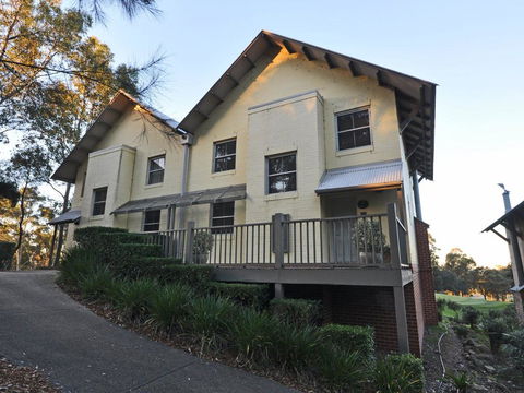 Villas Treinta (Sleeps 30) Resort Condos Located Within Cypress Lakes Resort (nothing Is More Central) - Accommodation Yamba 1