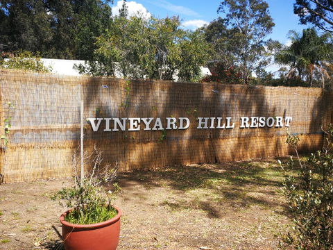 Vineyard Hill Resort - Accommodation Yamba 0