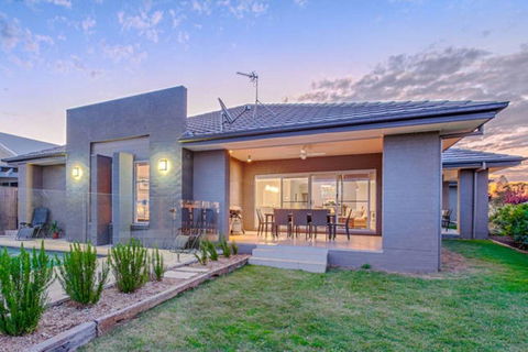 Vintage On The 8th - Accommodation Yamba 1