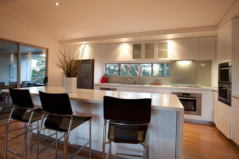 Vintners - More Space For You To Enjoy! - Accommodation Yamba 3