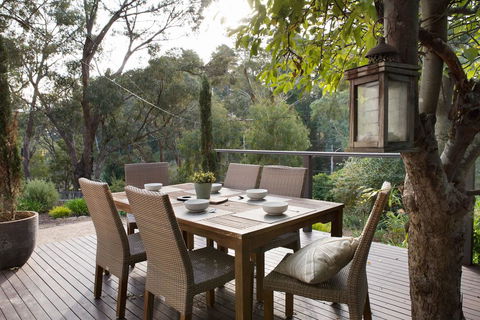 Viola @ Hepburn Springs - Accommodation Yamba 3
