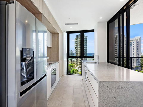 Vue Broadbeach Private 2 Bed Ocean View - Accommodation Yamba 3
