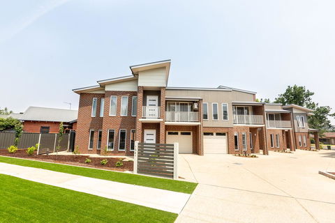 Wagga Apartments #4 - Accommodation Yamba 0