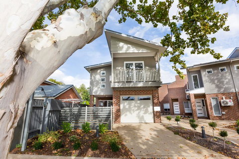 Wagga Apartments #5 - Accommodation Yamba 1