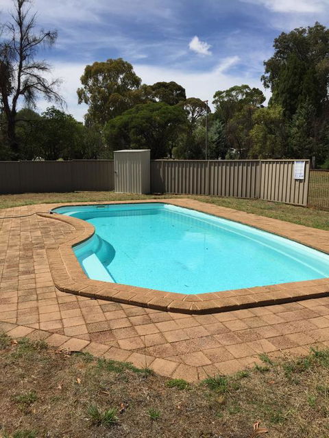Wagon Wheel Motel & Units - Accommodation Yamba 3