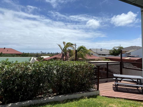 Waldeck Heights - Accommodation Yamba 0