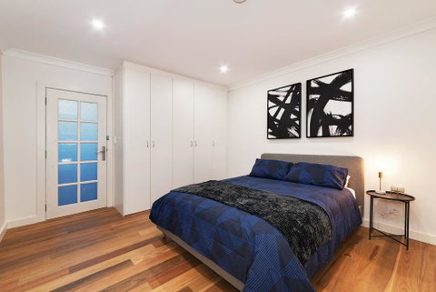 Walk To The City, Fish Market, Darling Harbour - Accommodation Yamba 1