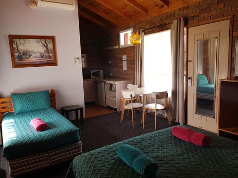 Walkabout Motel - Accommodation Yamba 2