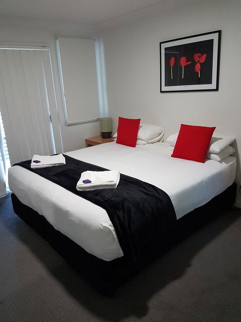 Wallsend Executive Apartments - Accommodation Yamba 3