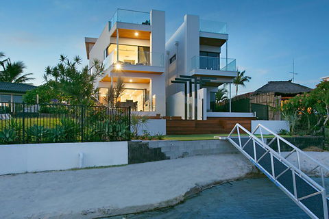 Wanderlust On Water - Accommodation Yamba 2