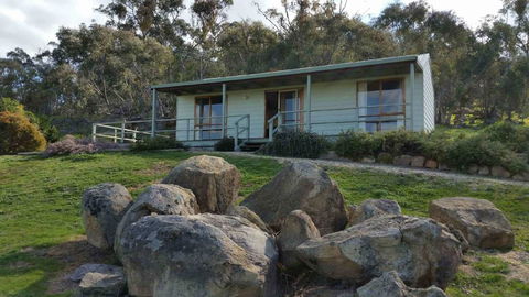 Warby Cottage - Accommodation Yamba 0