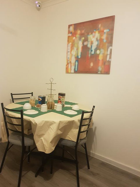 Warm Friendly Family Environment In Braybrook - Accommodation Yamba 3