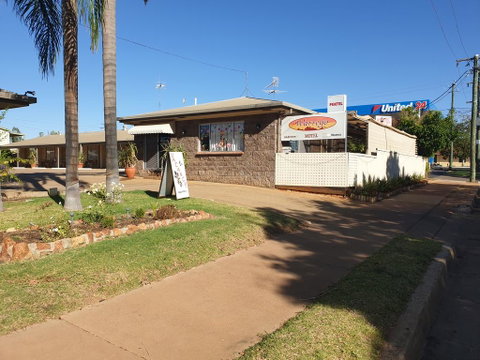 Warrego Motel - Accommodation Yamba 0