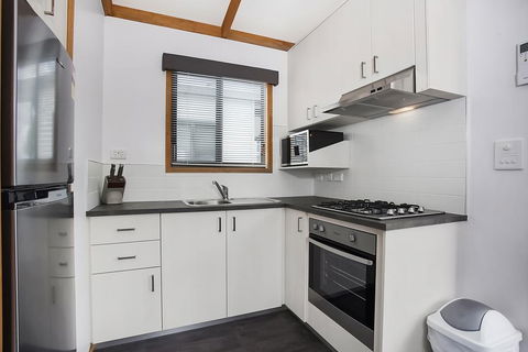 Warrnambool Holiday Village - Accommodation Yamba 3