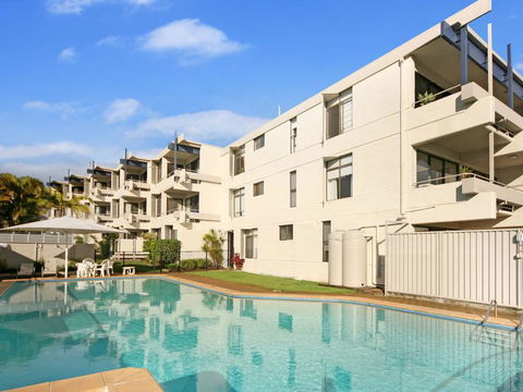 Warroo Apartments - Accommodation Yamba 2