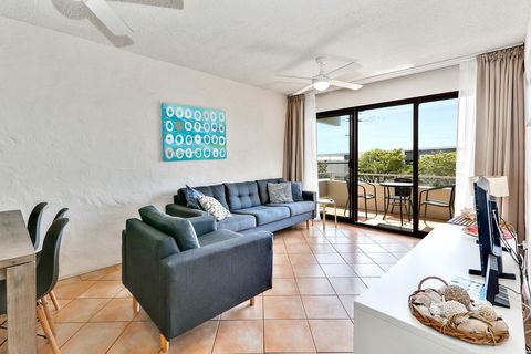 Warroo Apartments - Accommodation Yamba 3