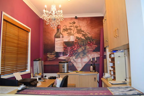Warwick Vines Motel - Accommodation Yamba 2