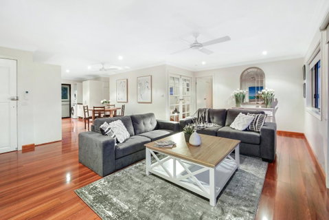 Waterfront Boutique Apartment - Personal Concierge - Accommodation Yamba 3