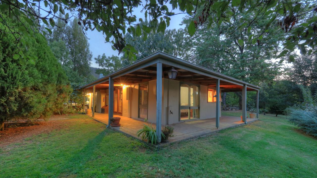 Porepunkah VIC Accommodation Yamba