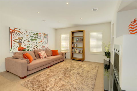 Newington Lakehouse - Accommodation Yamba 16