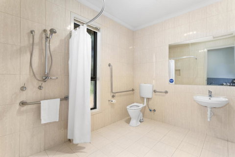 Quality Hotel Point Cook - Accommodation Yamba 1