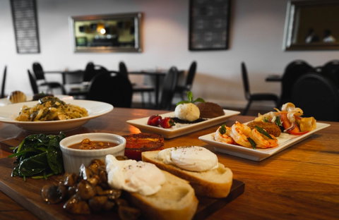 Quality Hotel Point Cook - Accommodation Yamba 36