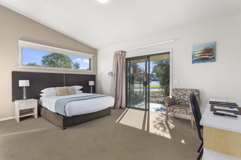 Quality Hotel Point Cook - Accommodation Yamba 9
