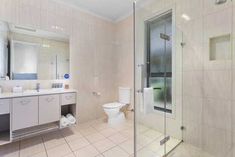 Quality Hotel Point Cook - Accommodation Yamba 8