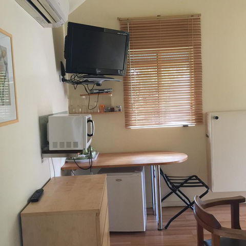The Albion Motel Castlemaine - Accommodation Yamba 20