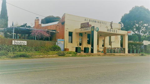 The Albion Motel Castlemaine - Accommodation Yamba 2