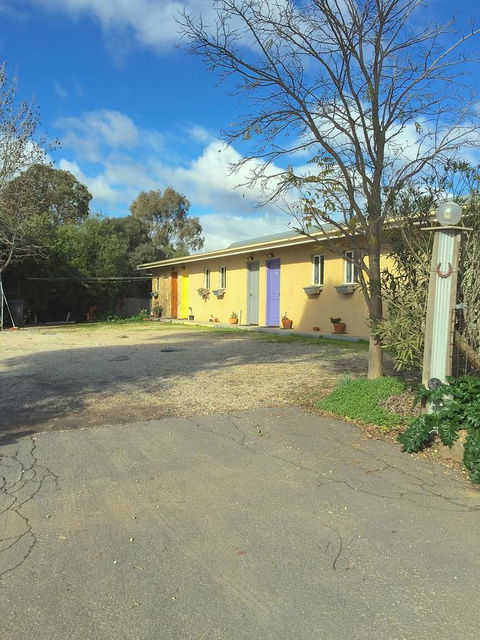The Albion Motel Castlemaine - Accommodation Yamba 7