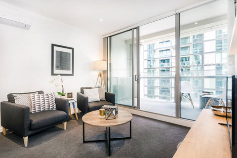 Stylish Apartment+Netflix - Accommodation Yamba 14